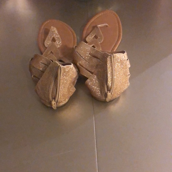 Sandals - Picture 4 of 4